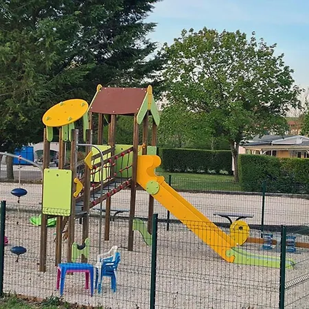 אתר קמפינג Mobil-home 3 Pers Avec Terrasse A - Api-1-52-1958 *